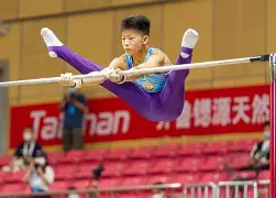  体操附加赛掀起高潮，姑苏巨龙队读秒扳平海滨迅豹队，高压逼抢奏功——传控打穿防线